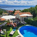 Ferienhaus House With A Swimming Pool - Opatija - 24076 *