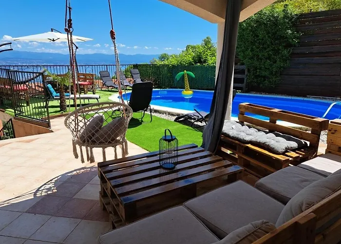 펜션 House With A Swimming Pool Lovran, Opatija - 24076 *