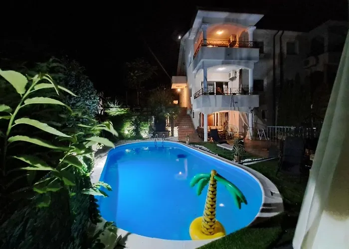 House With A Swimming Pool Lovran, Opatija - 24076 Feriehus Lovran